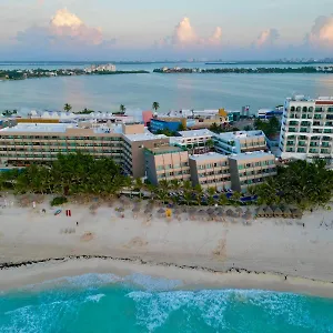 Flamingo Cancún